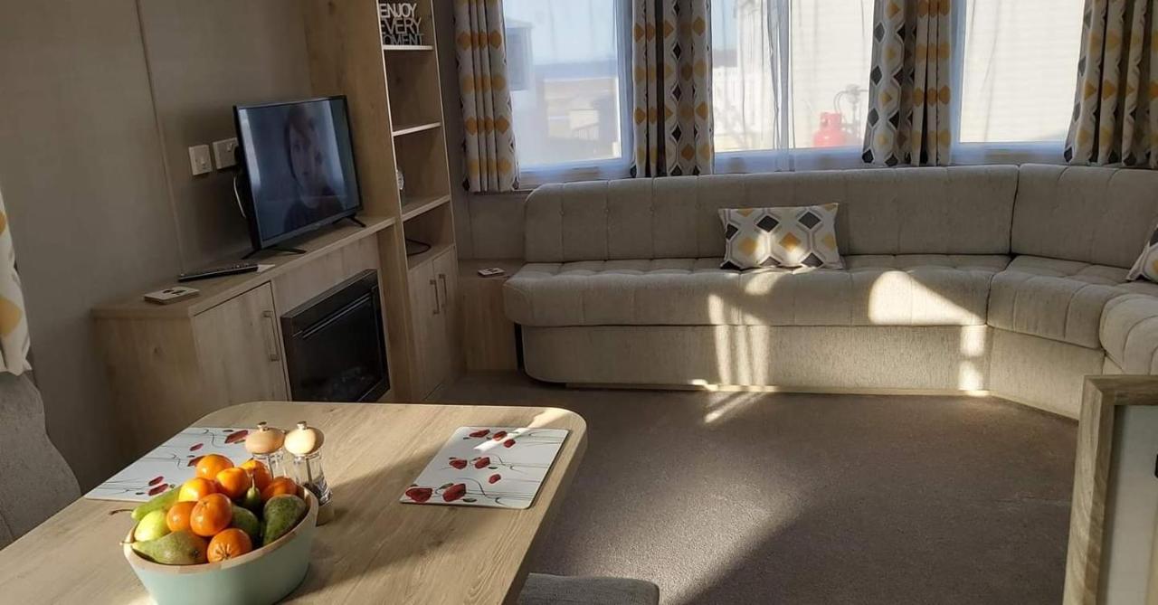 Caravan By The Sea Elgin Exterior foto